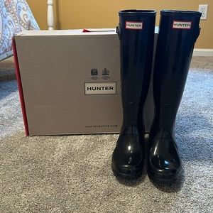 Hunter Women's Original Tall Gloss Rain Boots Size 8 in Black